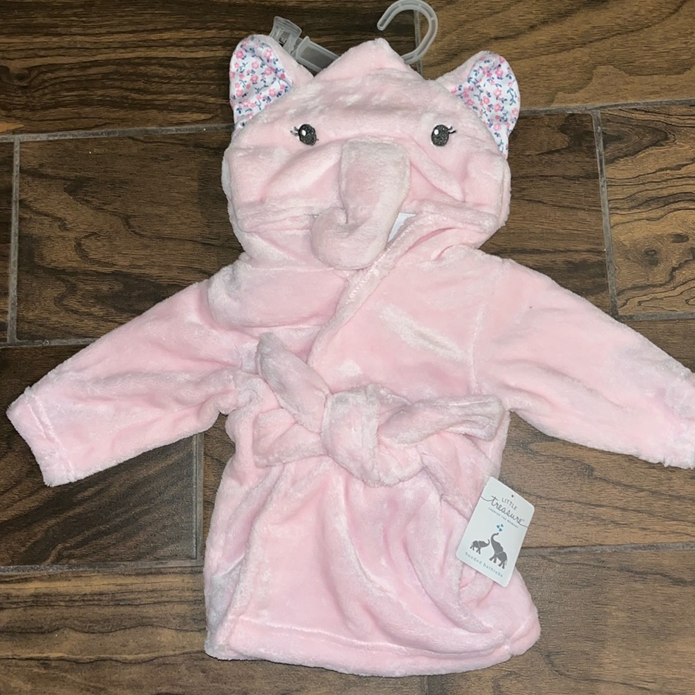 Brand New Baby Robe, Little Treasures 0-9 Months